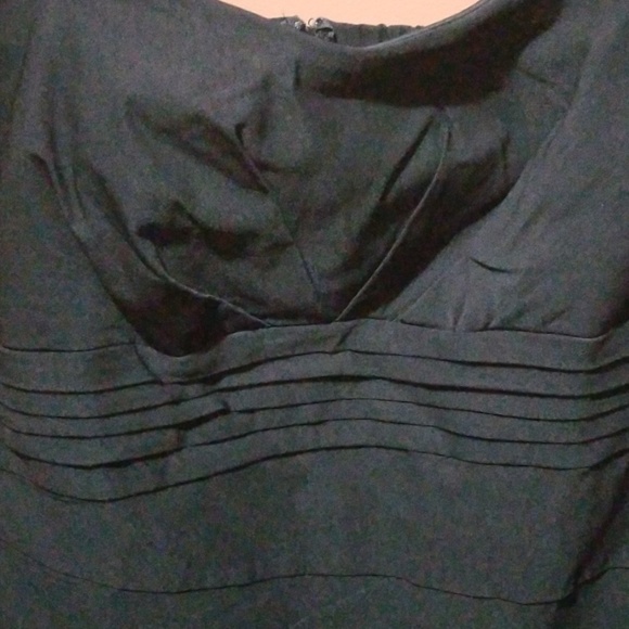 Dress - Picture 3 of 7